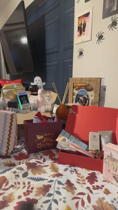 Large Christmas box  image 1