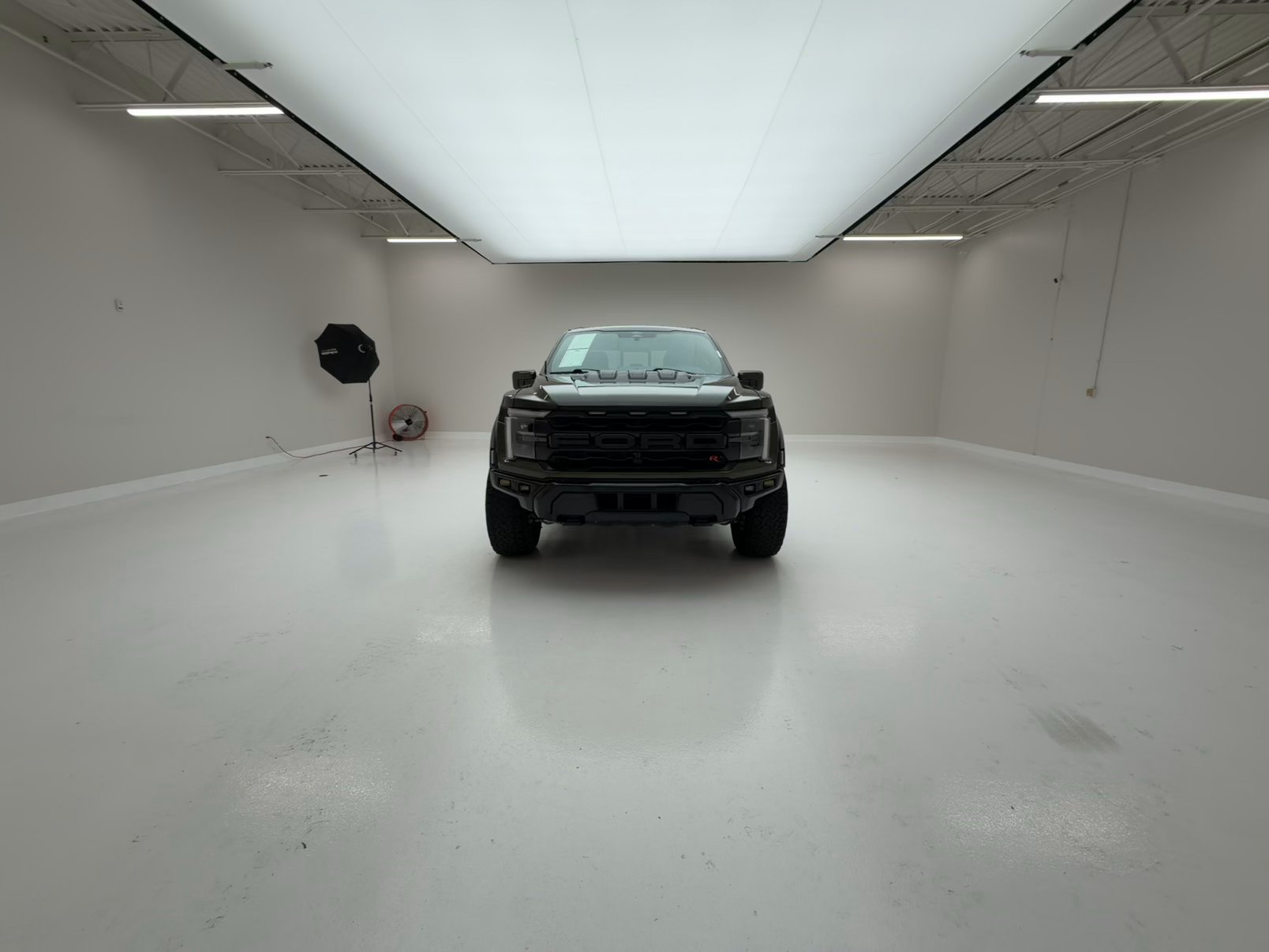 Lifted Trucks - #TX11357 - 2024 Ford F-150 Raptor R SuperCrew