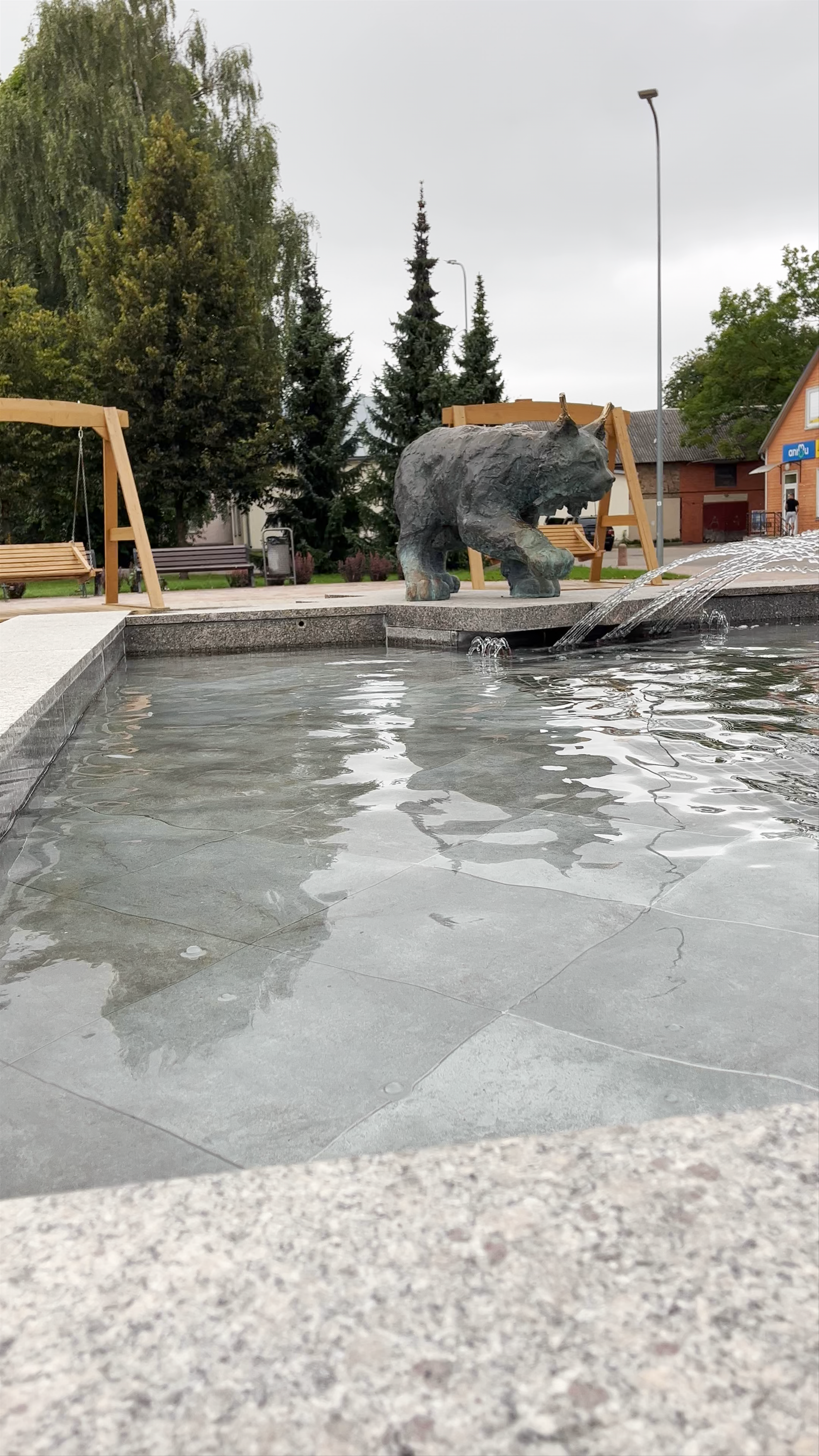 Serene Urban Fountain with Lynx Sculpture in Jēkabpils Old Town