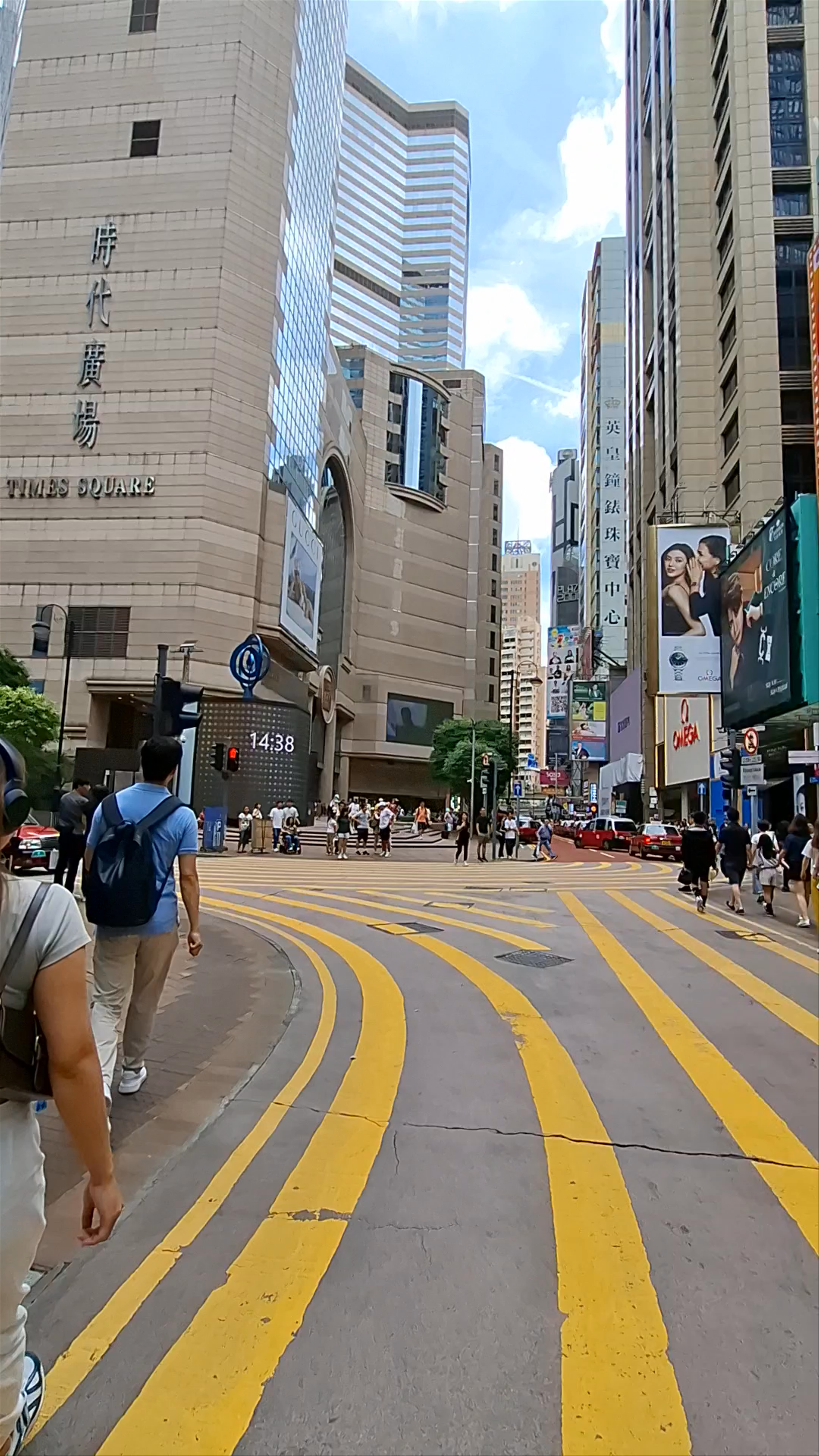 Vibrant Walk through Causeway Bay, Hong Kong