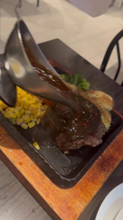 Metro Square Cafe Restaurant - Cafes Near Me - Markham, Ontario