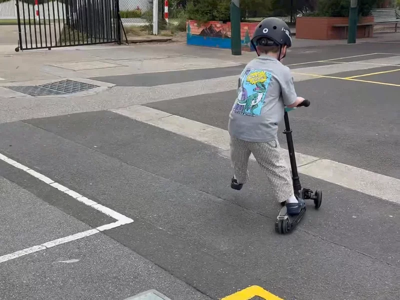 Iglide scooters