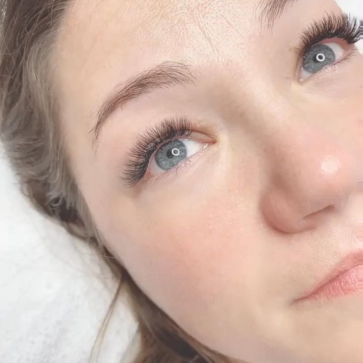 Vibrant Nails & Lashes - Eyelashess - Nail Salons Near Me - Berkeley, California
