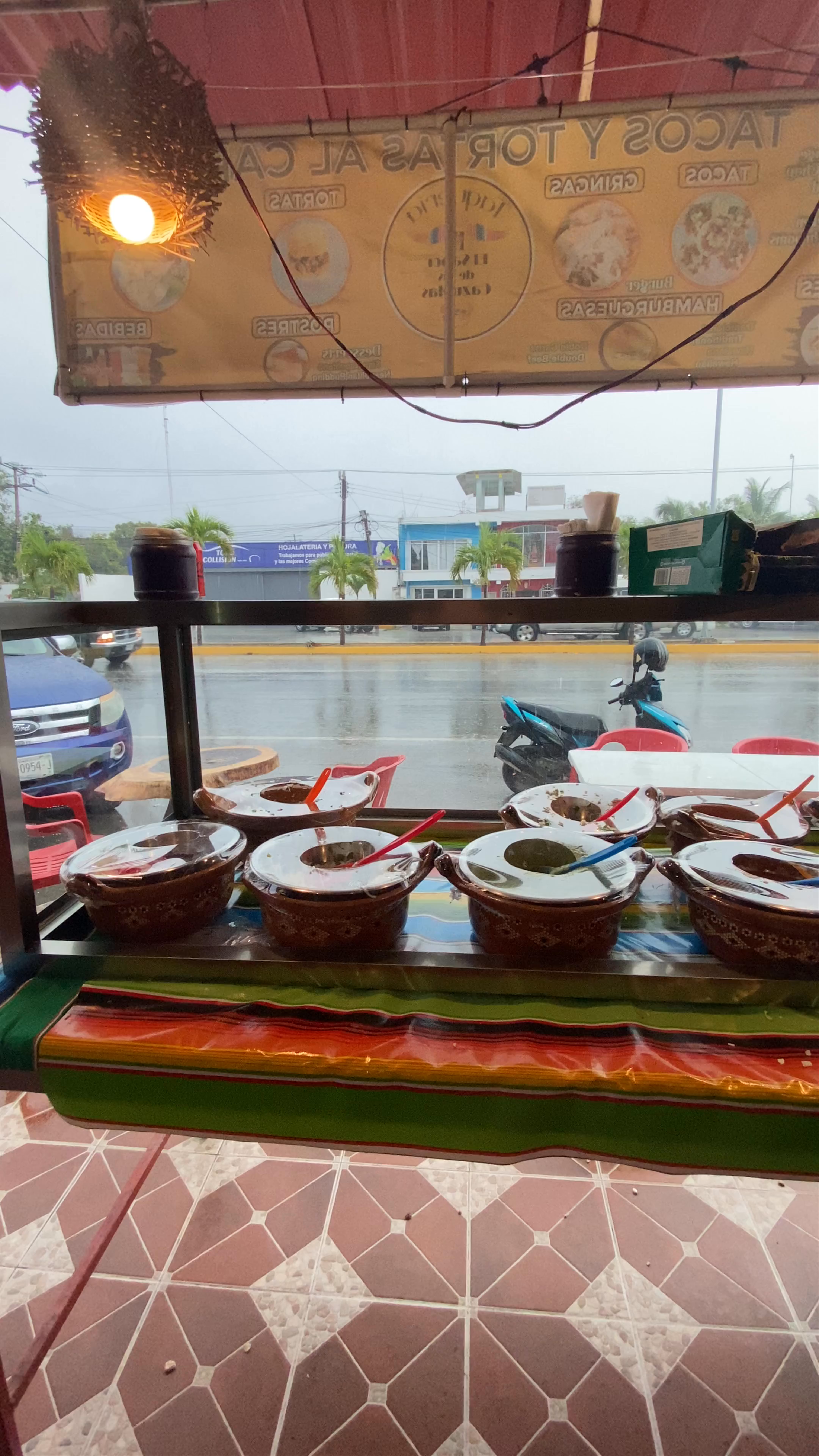 Tacos y Tortas al Carbón - Authentic Street Food in Cancún