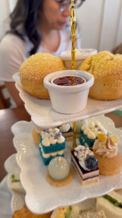 Neverland Tea Salon - Coffee & Tea Near Me - Vancouver, British Columbia