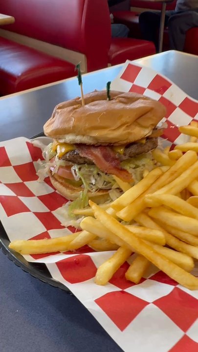 Bob's Big Boy - American Near Me - Norco, California