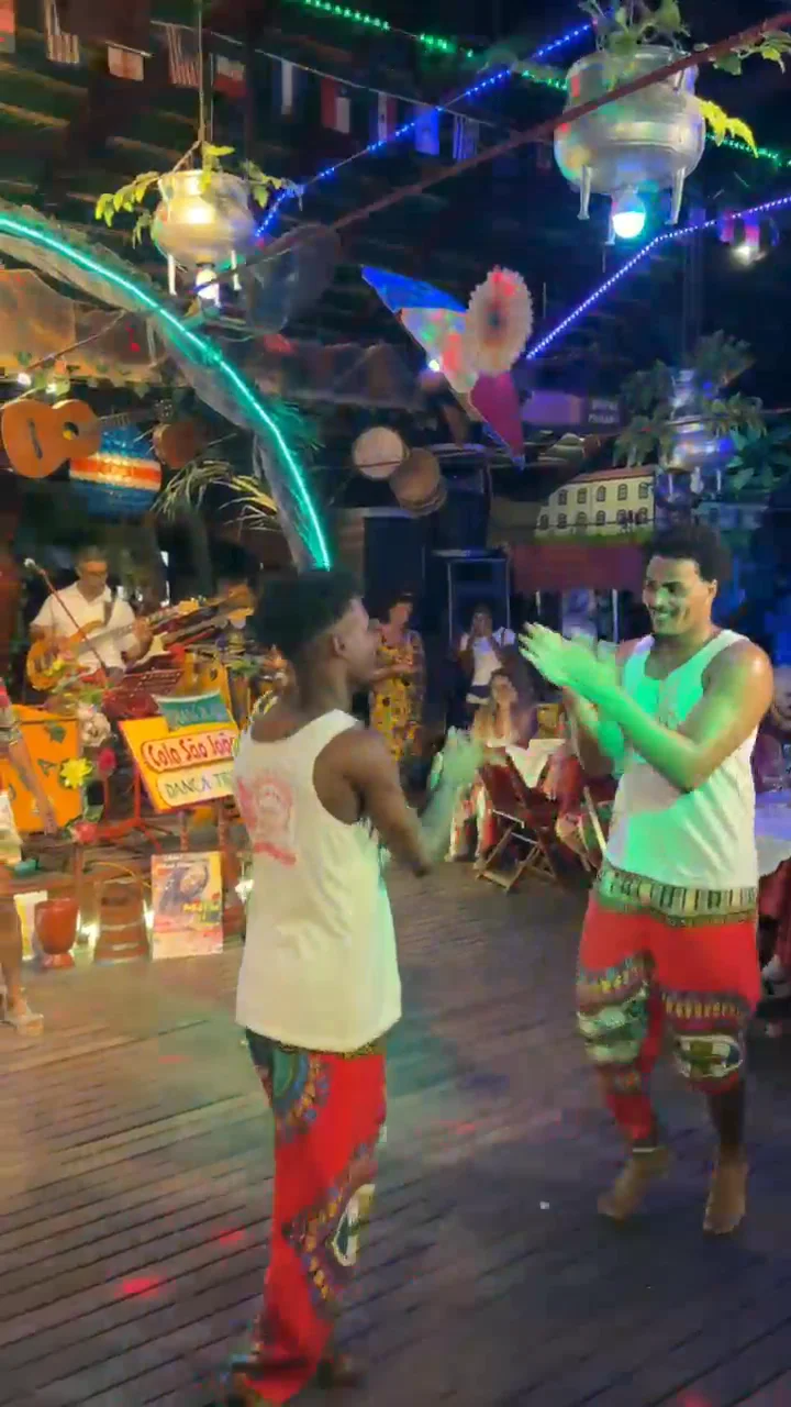 Video 3 · Noelia · Cabo Verde Beach Life: la Isla de Sal