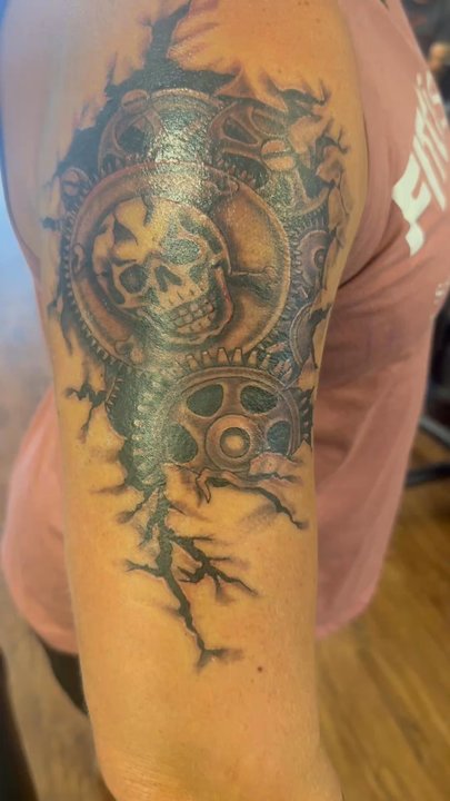 Mom's Tattoos - The start of my second sleeve - Tattoo Near Me - Dunedin, Florida