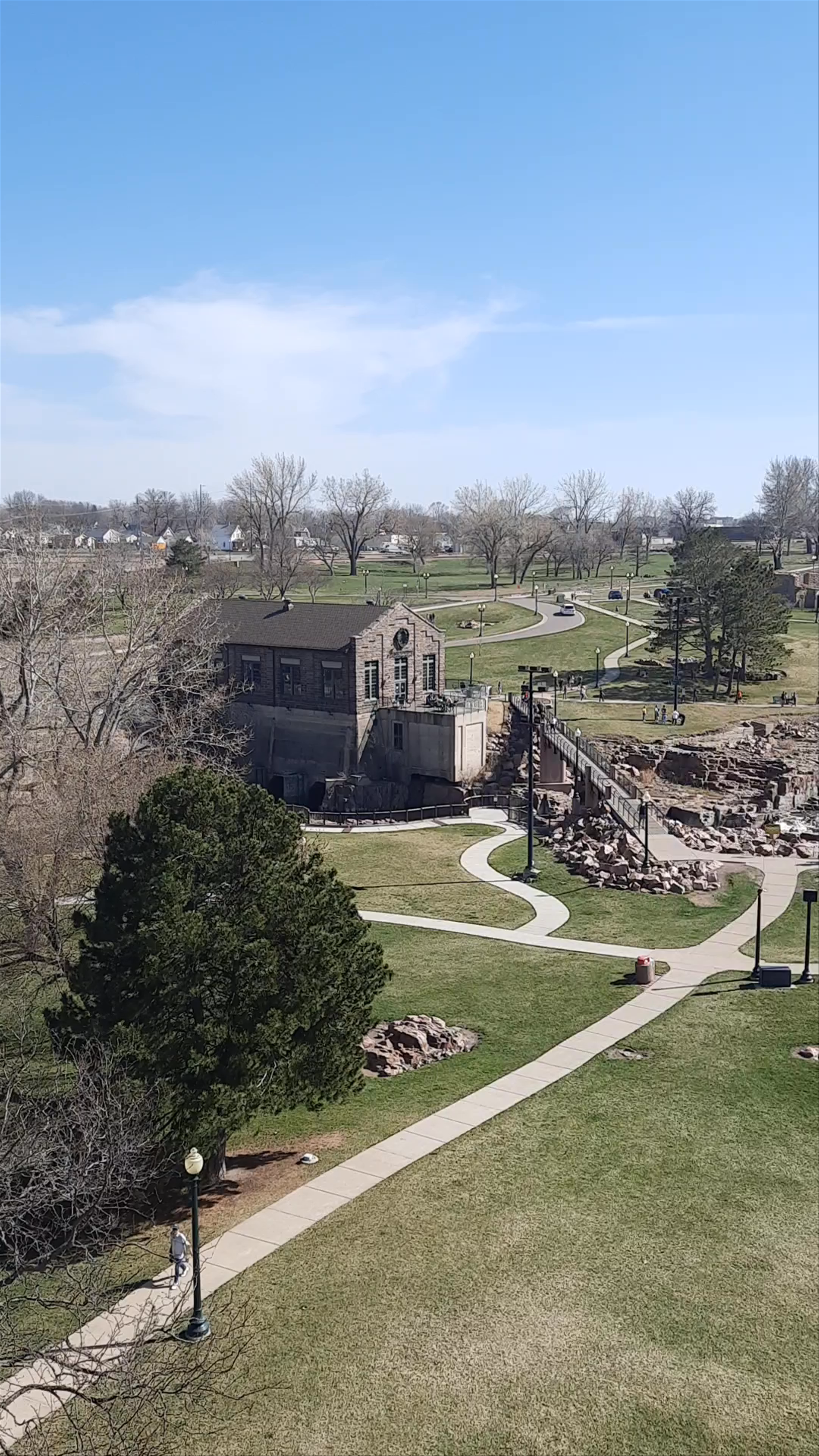 Falls Park Visitor Information Center: Urban Oasis in Sioux Falls