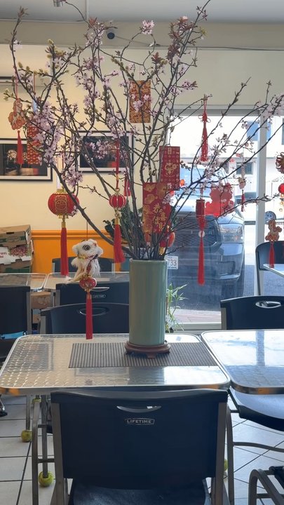One Plus One Drive Inn - Chinese Near Me - Honolulu, Hawaii