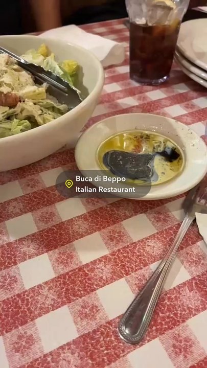 Video carousel 2 of 7 with ID KAP5Jf0-r3NTvXiKjr_pmg for Buca di Beppo  Italian Restaurant