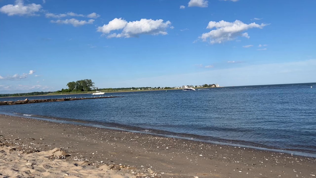 Jacobs Beach - Beaches Near Me - Guilford, Connecticut
