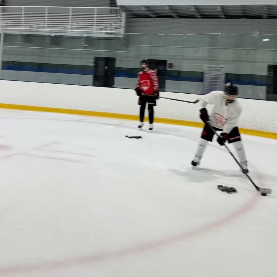 Logan Wenc: Mastering Stickhandling at North Shore Academy 15U AAA