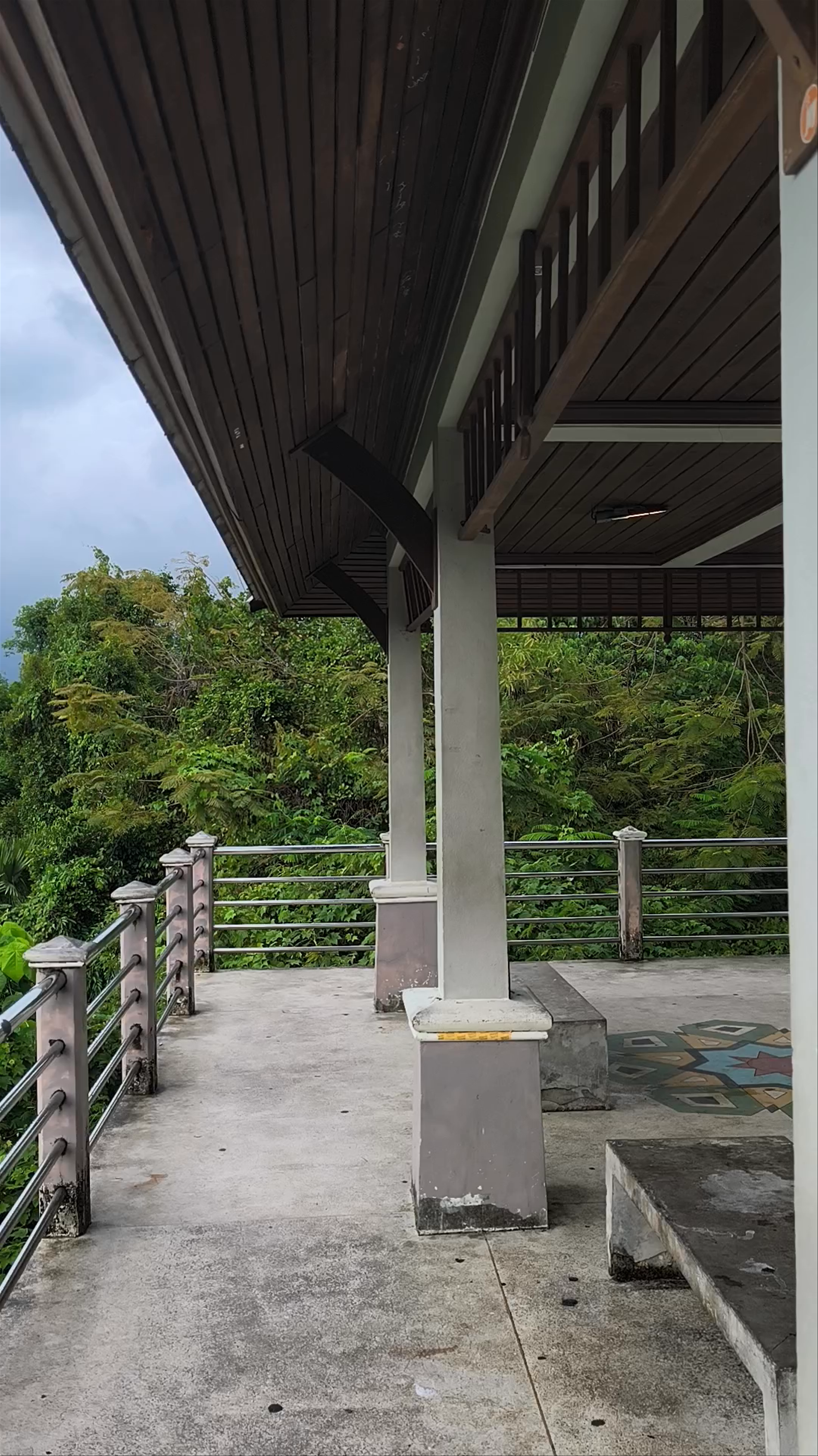Laem Sing Beach Viewpoint