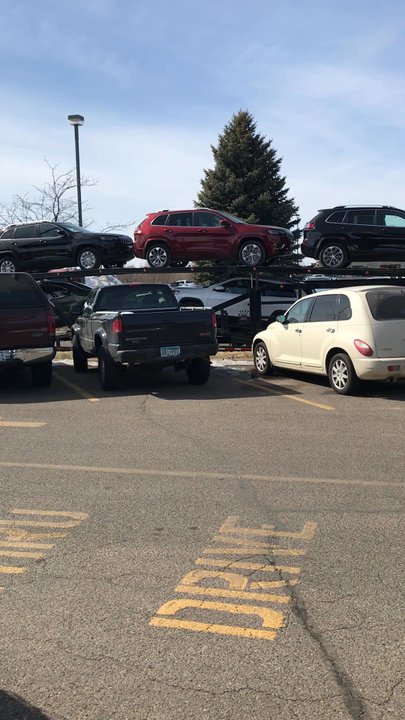 Wendy's - Full parking lot! Including giant long distance trucks! - Burgers Near Me - Forest Lake, Minnesota
