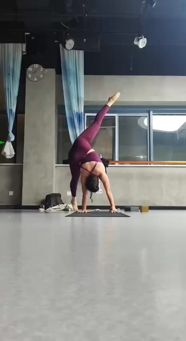 Angle member Melissa: Side press to finger support hold
