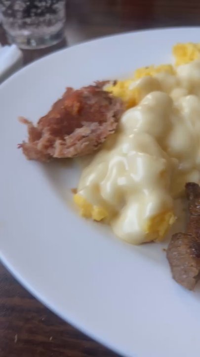 J's Brothers Restaurant - Breakfast & Brunch Near Me - Pawtucket, Rhode Island