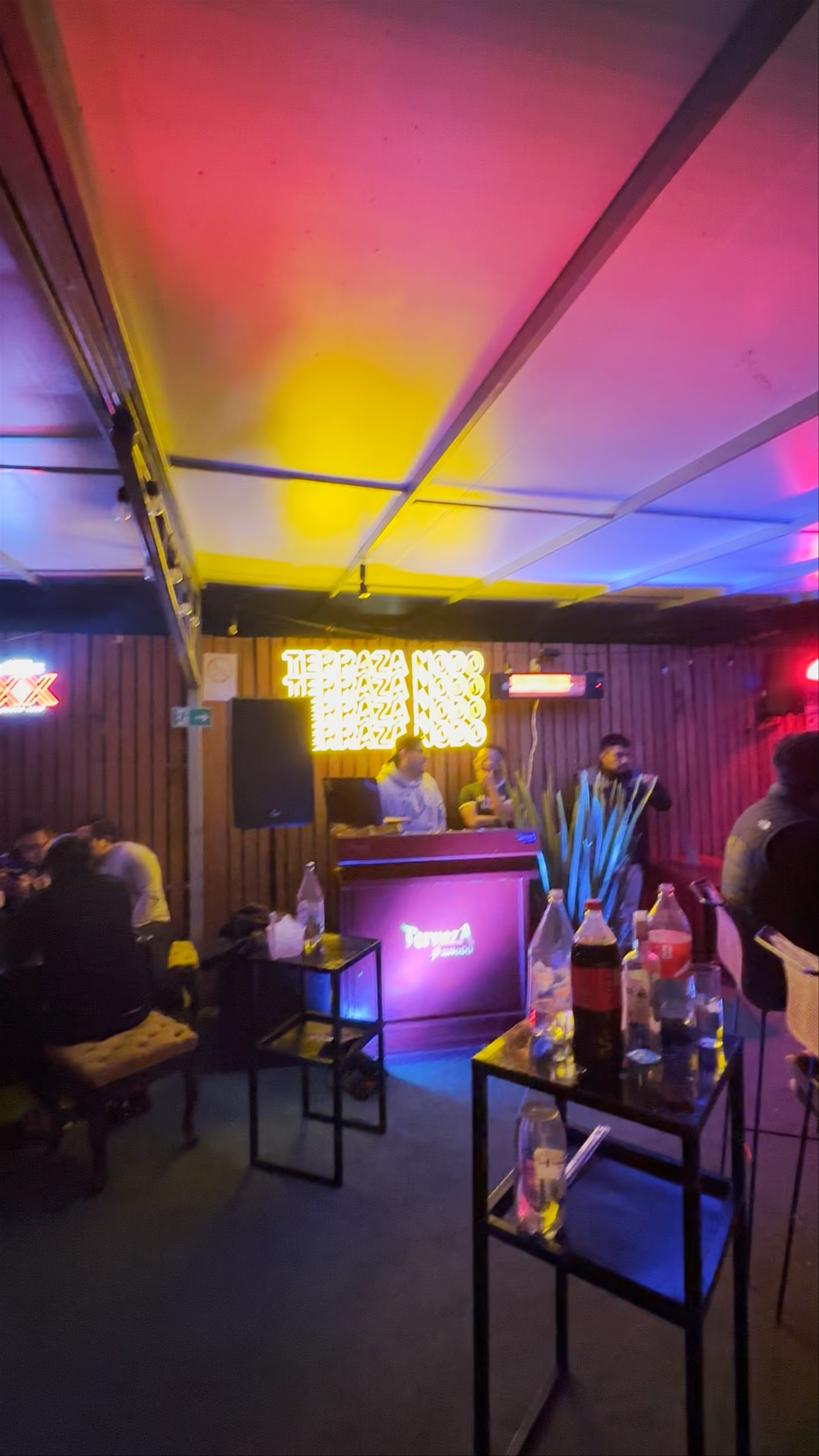 Nightlife Vibes at Terraza NoDO, San Cristóbal de las Casas