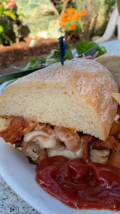 Dharma's Restaurant - Bbq bluff is theeeeeeee best - Vegetarian Near Me - Capitola, California