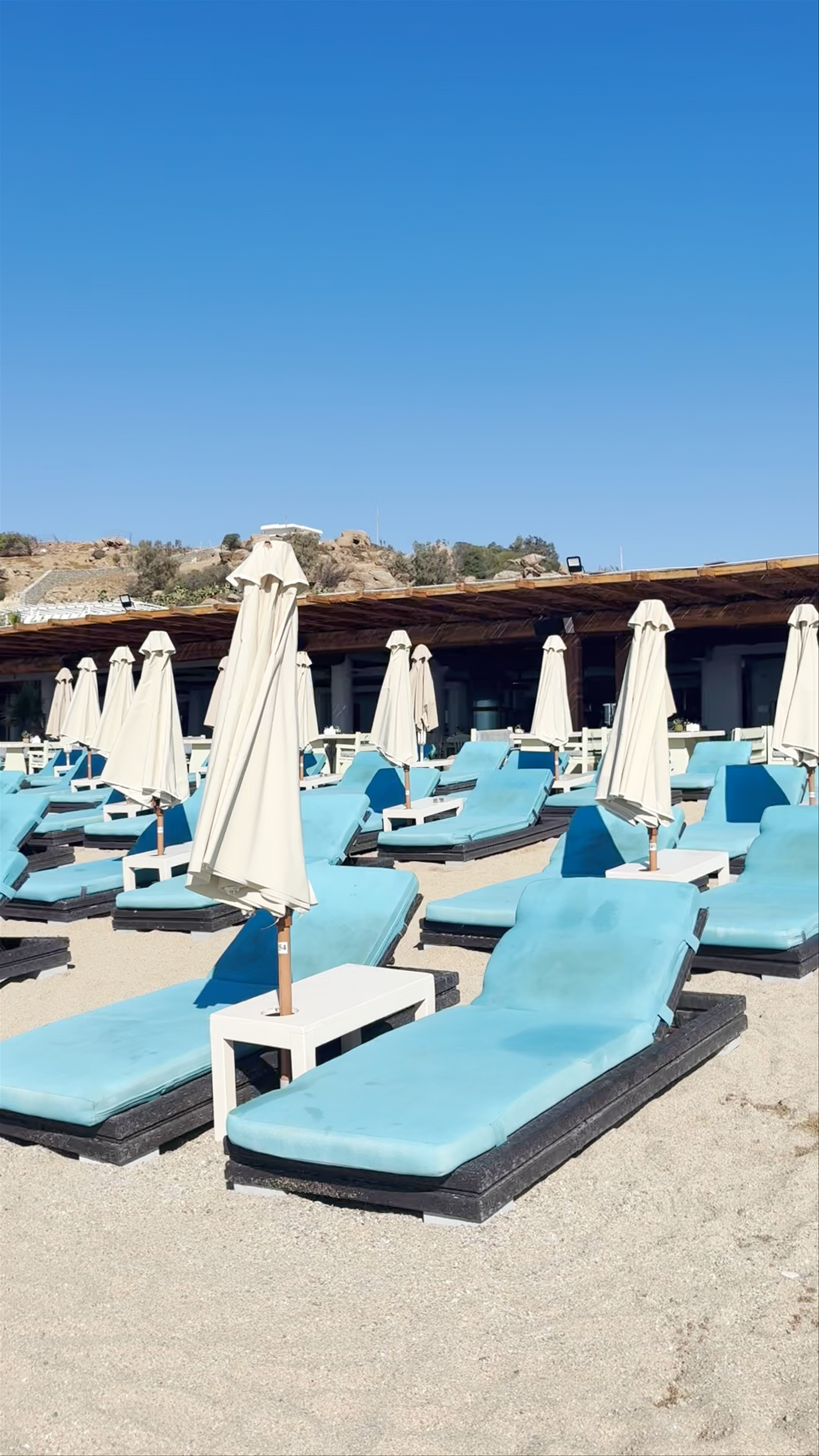 Paralia Paradise: Sun-Kissed Serenity on Mykonos Beach