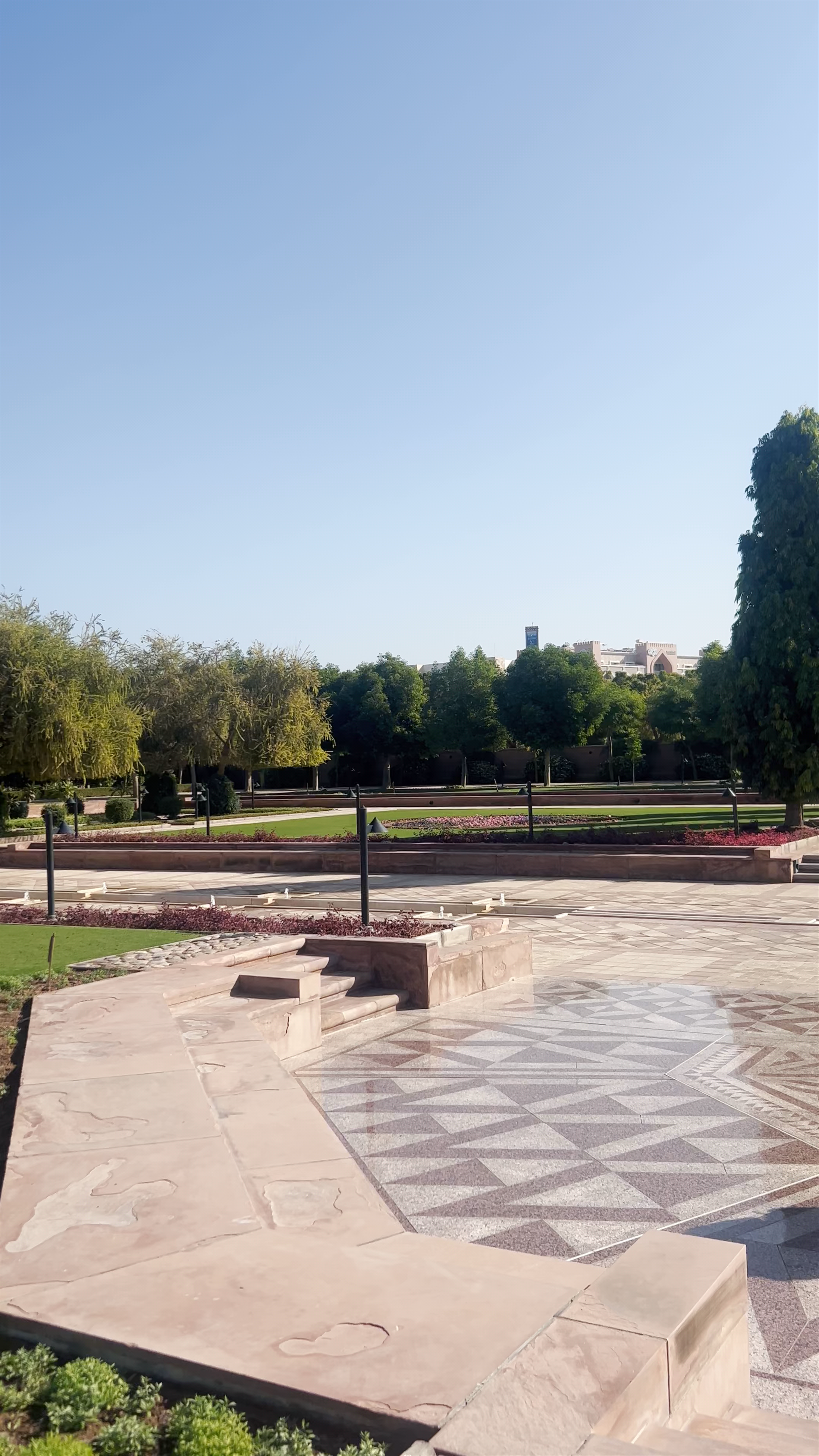 Sultan Qaboos Grand Mosque