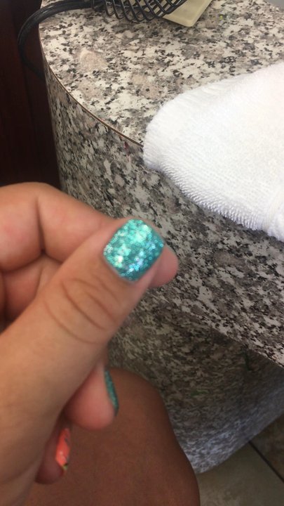 Star Nails - Sparkly - Nail Salons Near Me - Visalia, California