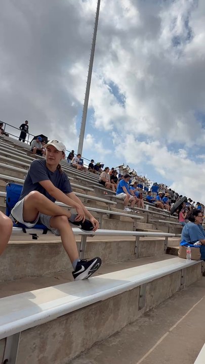 Kuempel Stadium - Vibing! - Middle Schools & High Schools Near Me - Pflugerville, Texas