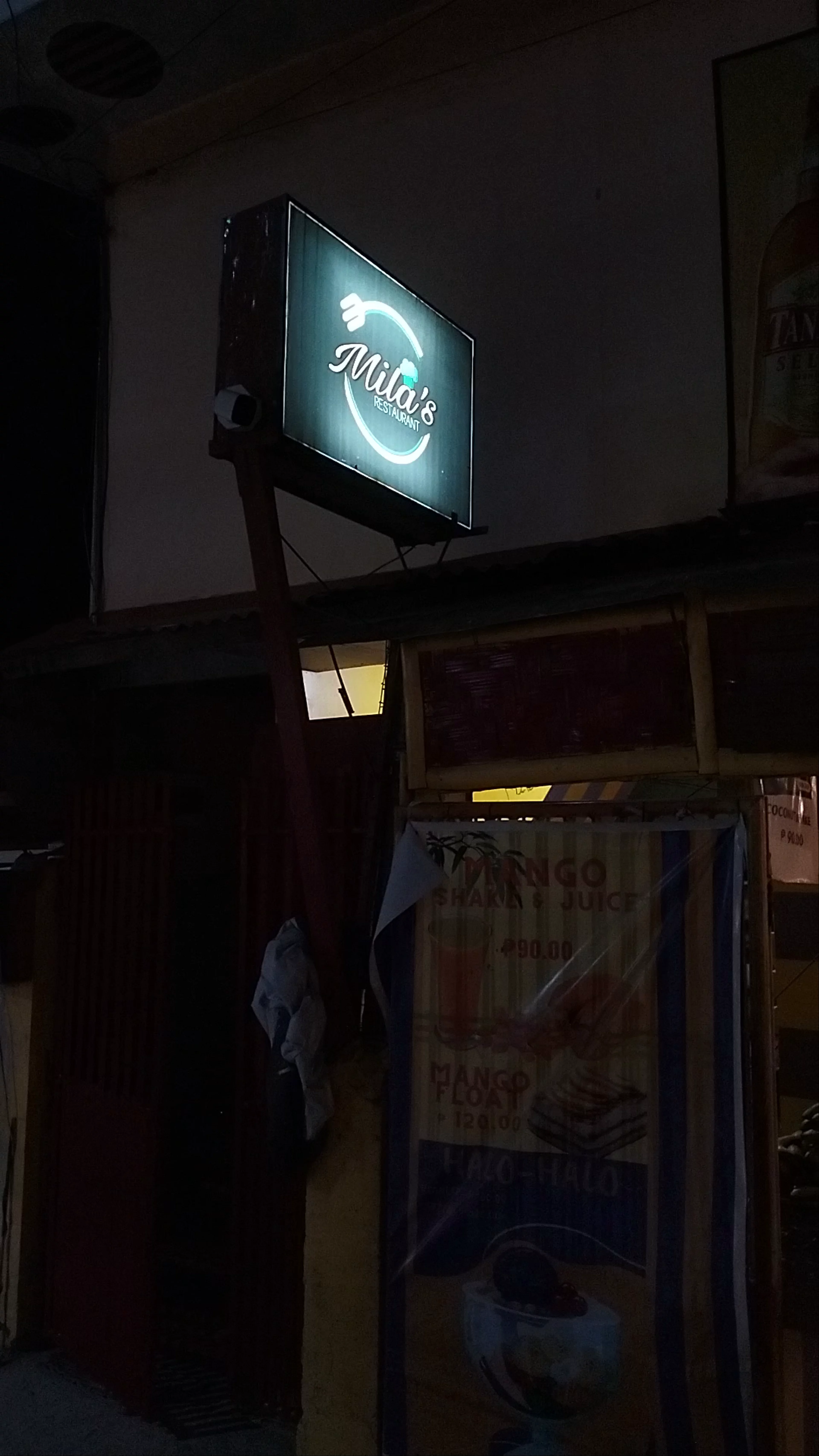 Mila's Restaurant, Tubli Road, Moalboal