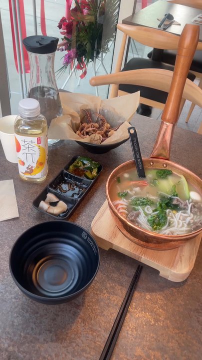 Meow Rice Noodle - Signature chrysanthemum original rice noodles. Def recommend. - Noodles Near Me - Alhambra, California