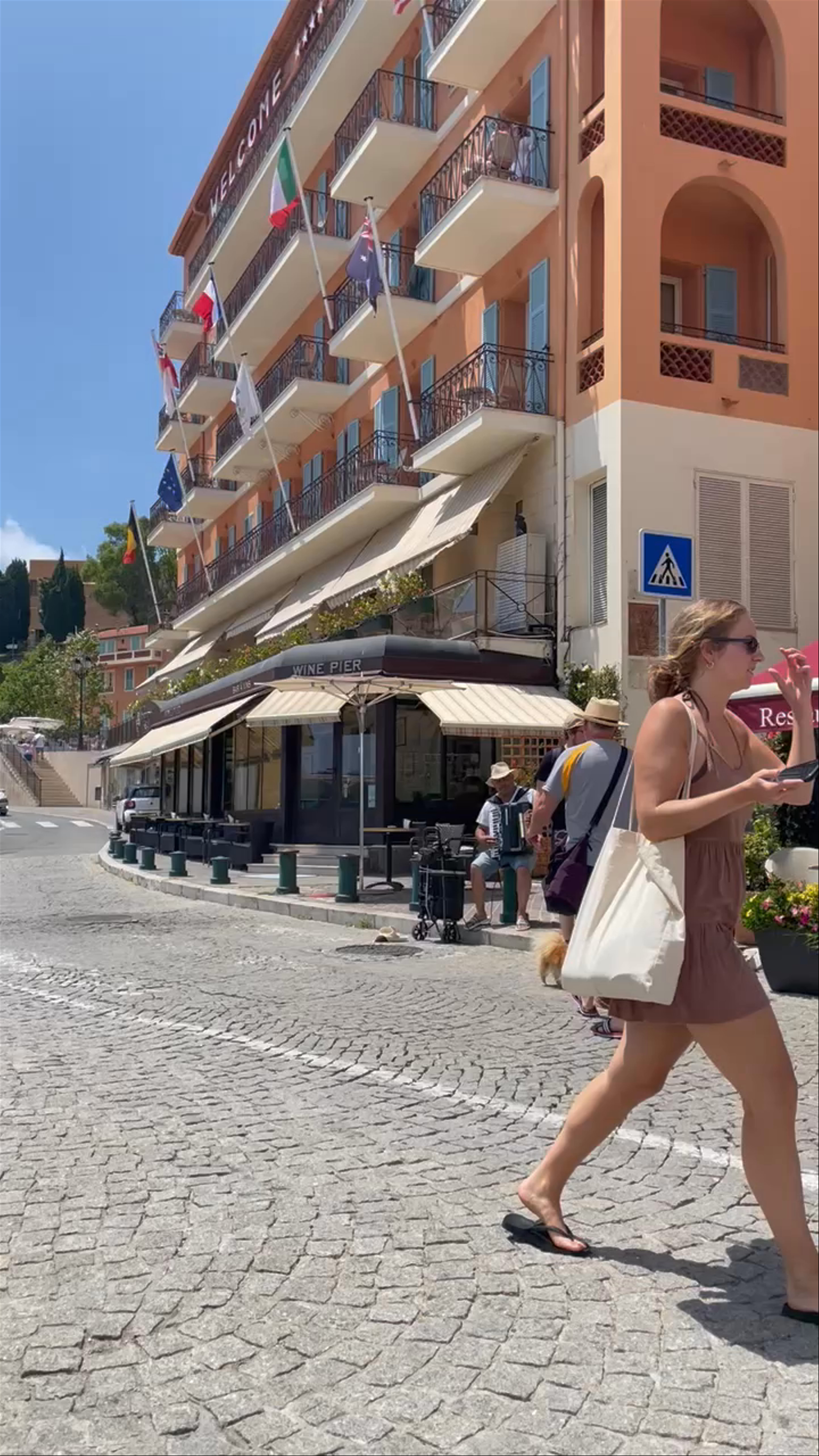 Charming Street Life and Coastal Vibes at Quai de l'Amiral Courbet, Villefranche-sur-Mer