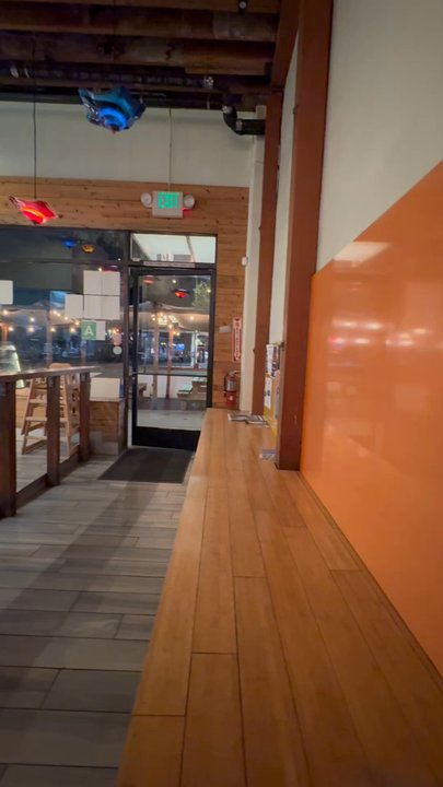 Four Cafe - The view inside the restaurant. You can even hold lunch or dinner meetings and bring your laptop. There are outlets where you're seated. - New American Near Me - Los Angeles, California