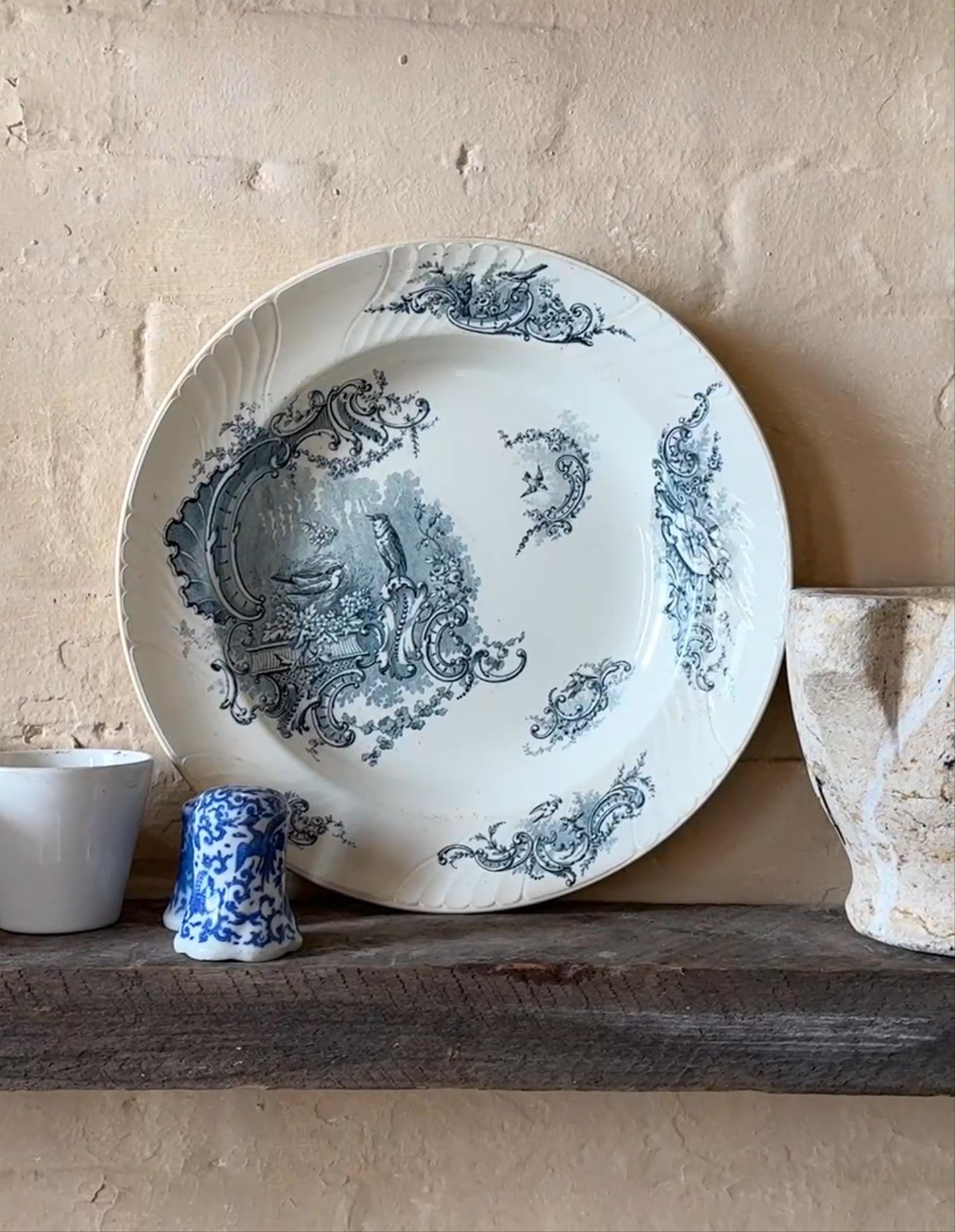 Round Serving Platter