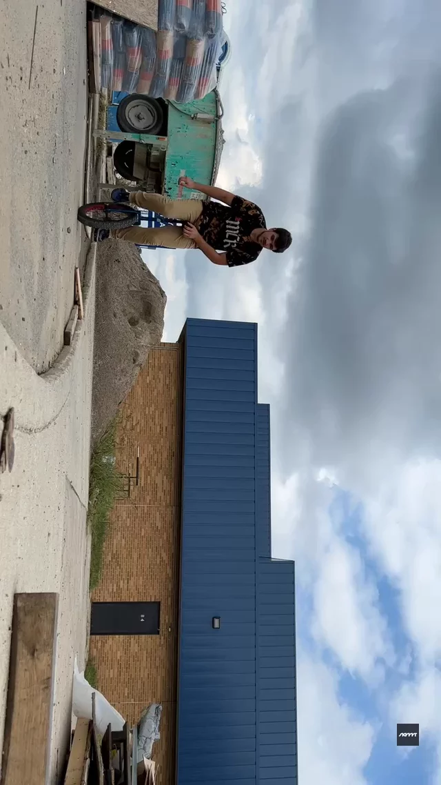 riu submission: 3 spin up!