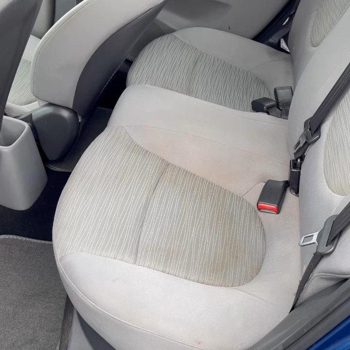 CarMax - They DO NOT, I repeat, DO NOT deep clean the cars. They do a VERY basic clean. That's why the seats look horrendous. - Used Car Dealers Near Me - Columbia, South Carolina