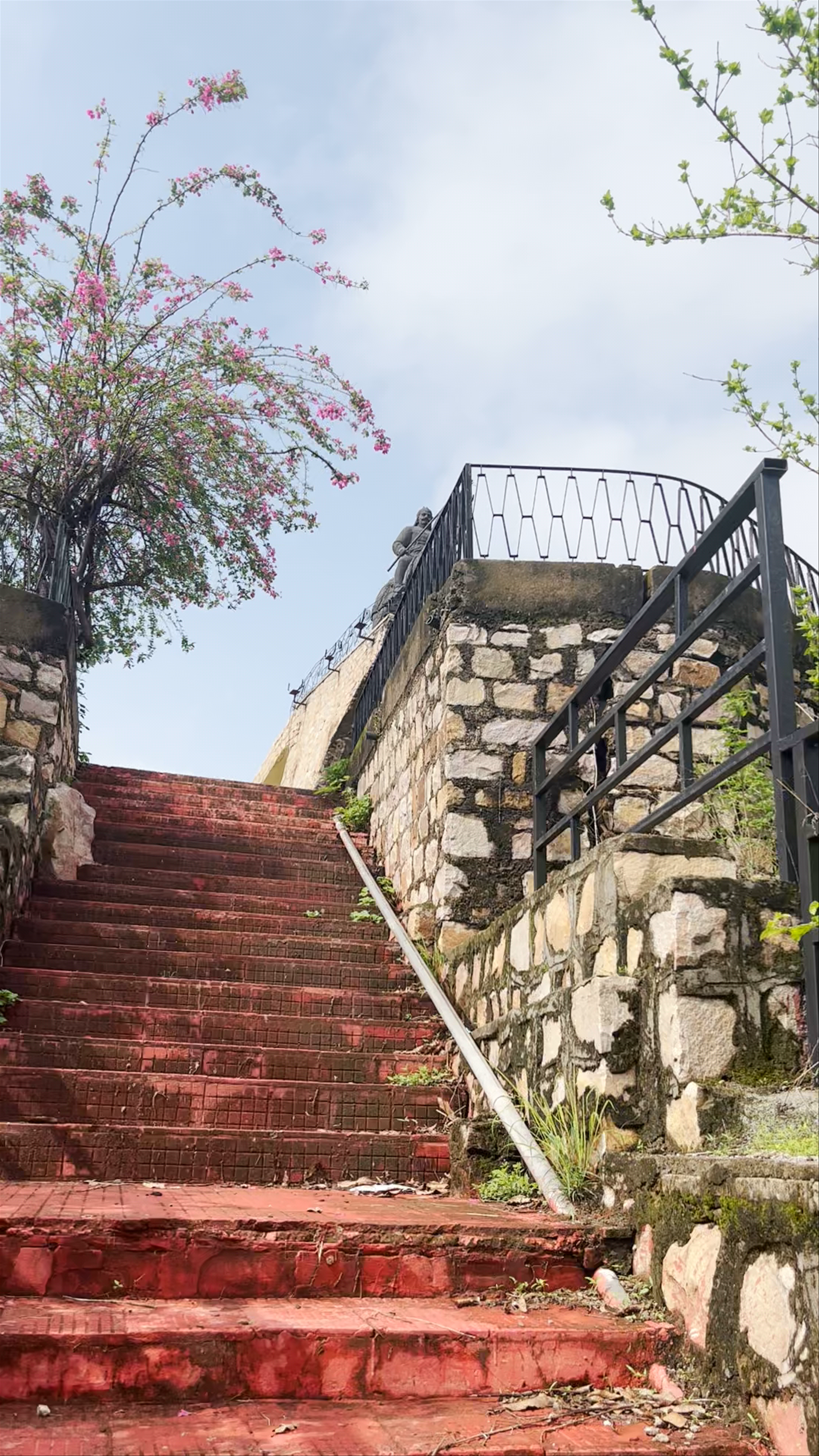 Maharana Pratap & Chetak Hill: A Historic Ascent in Rajasthan