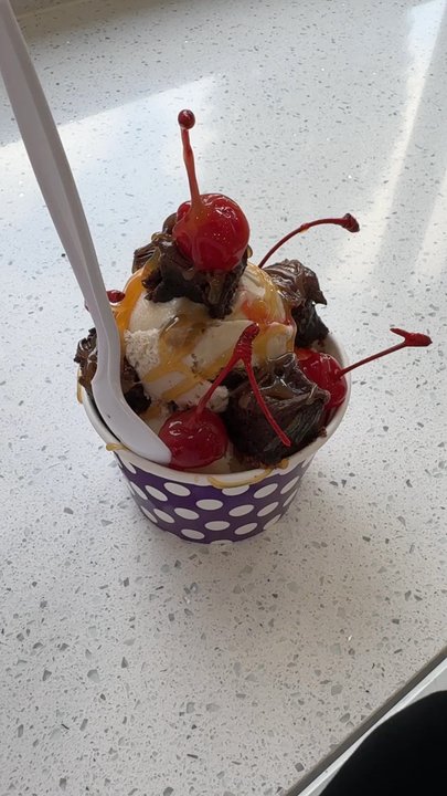 Sweets For The Sweeties - Such a cute cute spot - Desserts Near Me - Brooklyn, New York