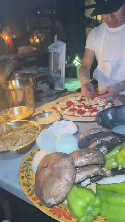 Lucali - Pizza Near Me - Brooklyn, New York