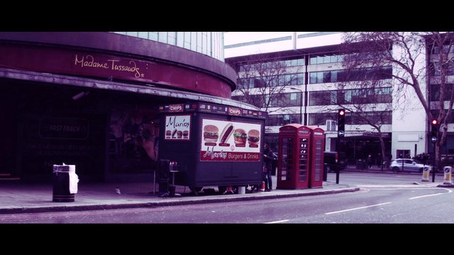 Madame Tussauds and a food stand