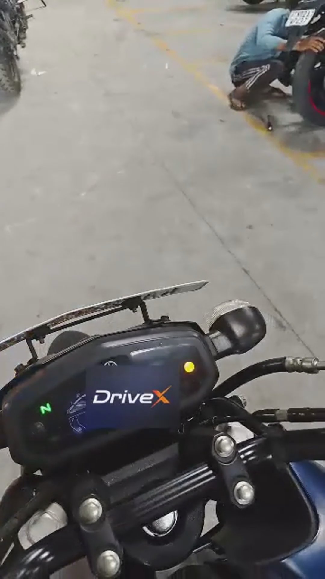 Walk-around video thumbnail