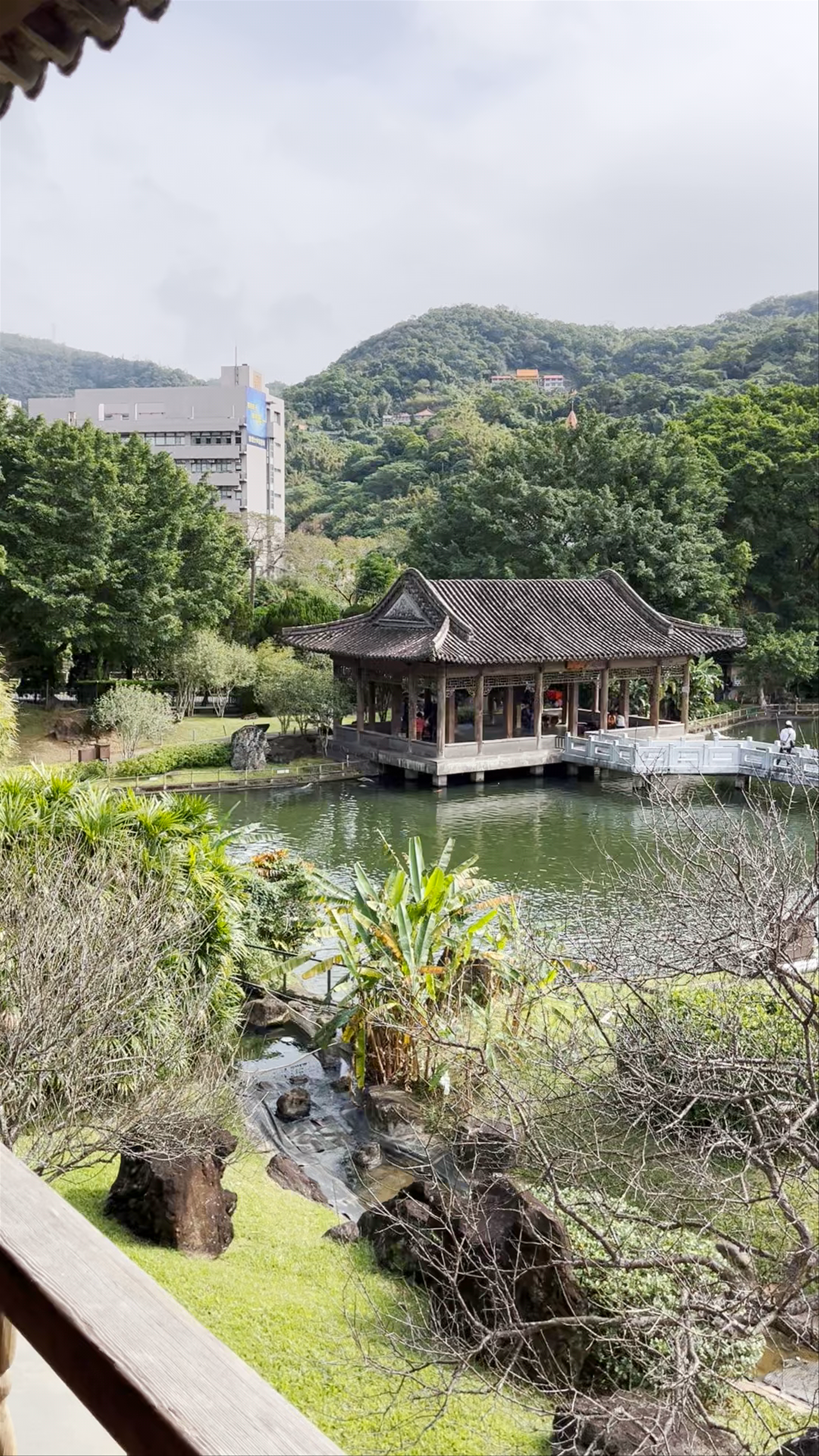 Zhishan Garden: Serene Urban Oasis in Taipei