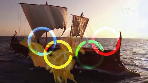 Olimpijska vatra zaplovila je iz Grčke u Francusku jedrenjakom uz pratnju grčke i talijanske mornarice