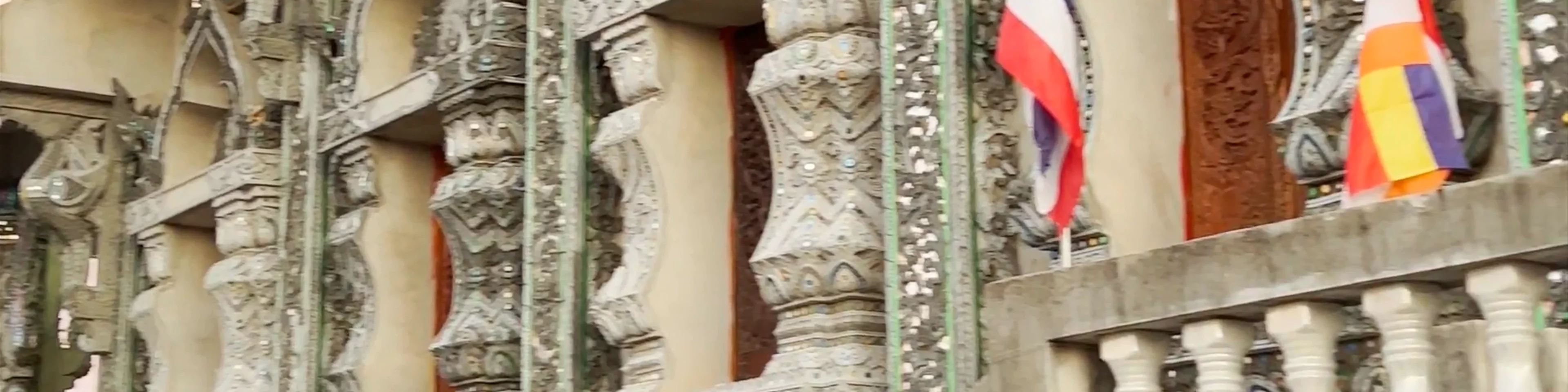 Wat Phrathat Doi Khao Kwai