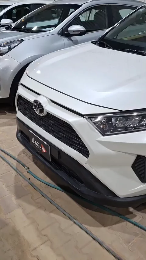 تويوتا راف فور XLE 2022