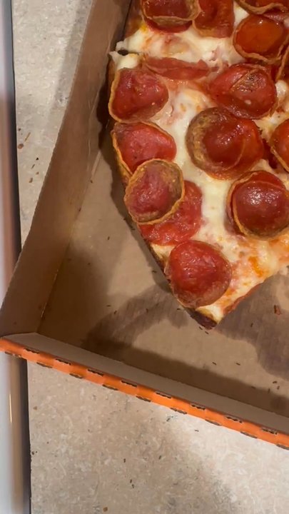 Little Caesars - Pizza Near Me - Red Bluff, California