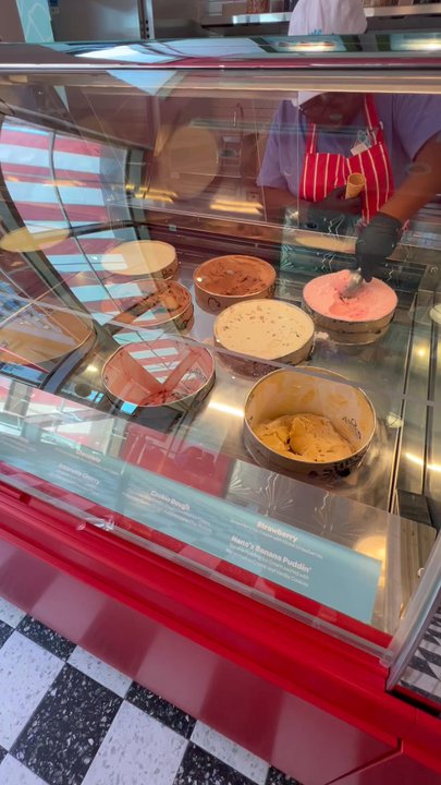 We Scream - Ice Cream & Frozen Yogurt Near Me - Virginia Beach, Virginia