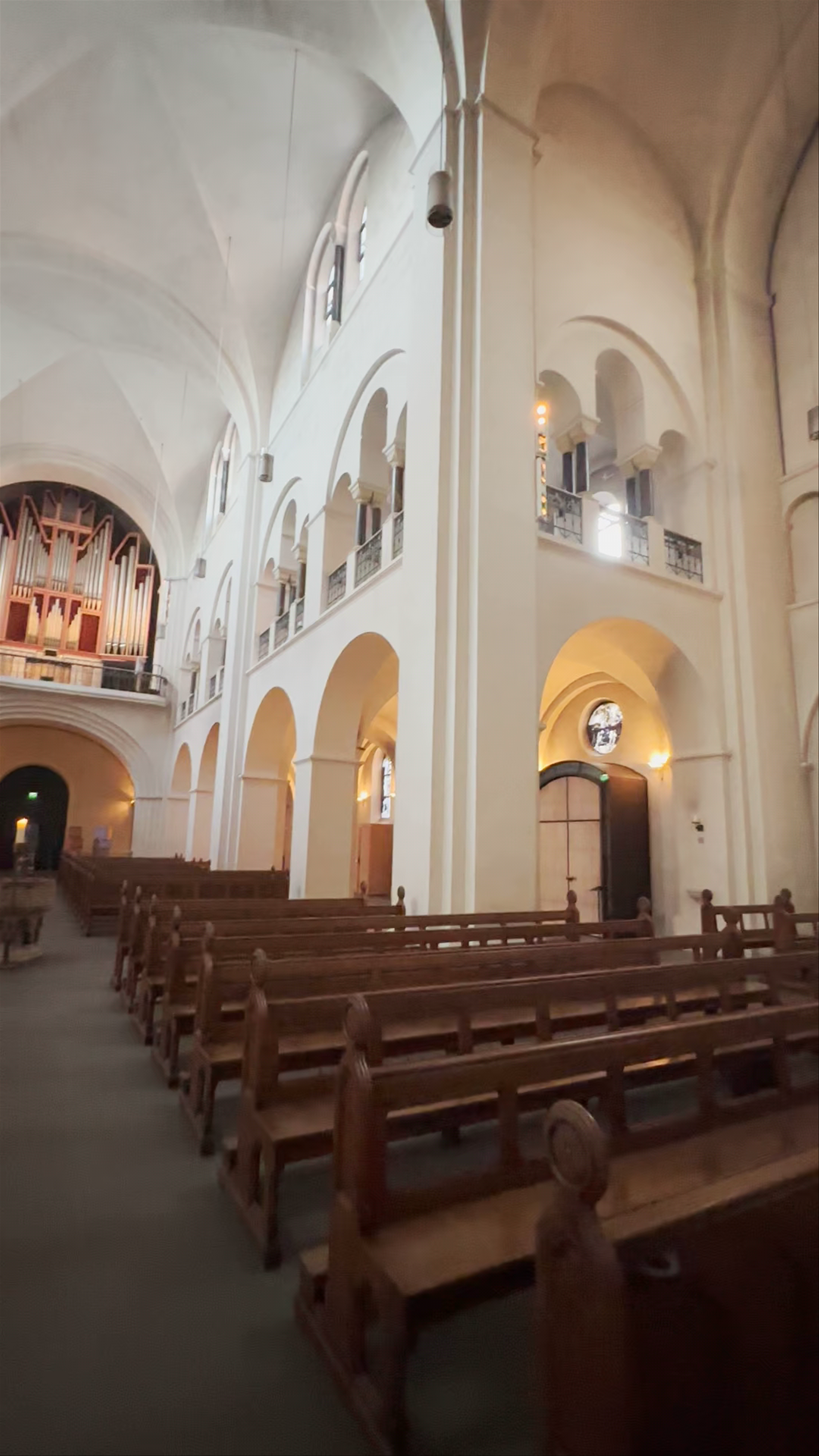Catedral de Santa María Interior Tour | Hamburg's Majestic Am Mariendom