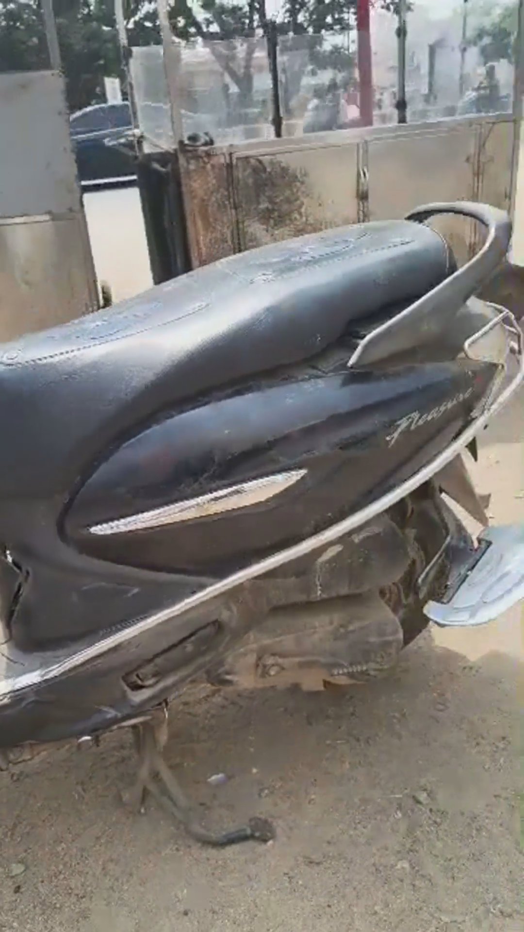 Walk-around video thumbnail