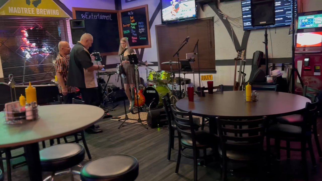 Foley's Irish Pub - Irish Pub Near Me - Reading, Ohio