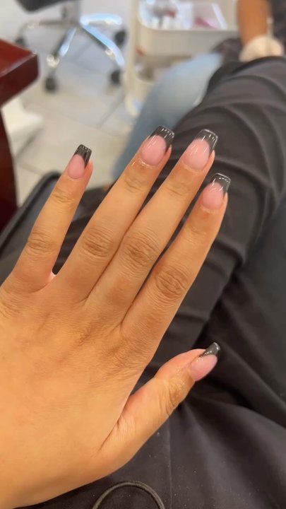 7th Nail Parlor - 1st time here... awesome work. I love it! Lee was so nice and patient. I will def be coming back! Thank you :) - Nail Salons Near Me - Boca Raton, Florida
