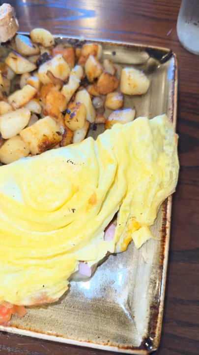 First Watch - Western omelet with home fries & toast - Cafes Near Me - Snellville, Georgia